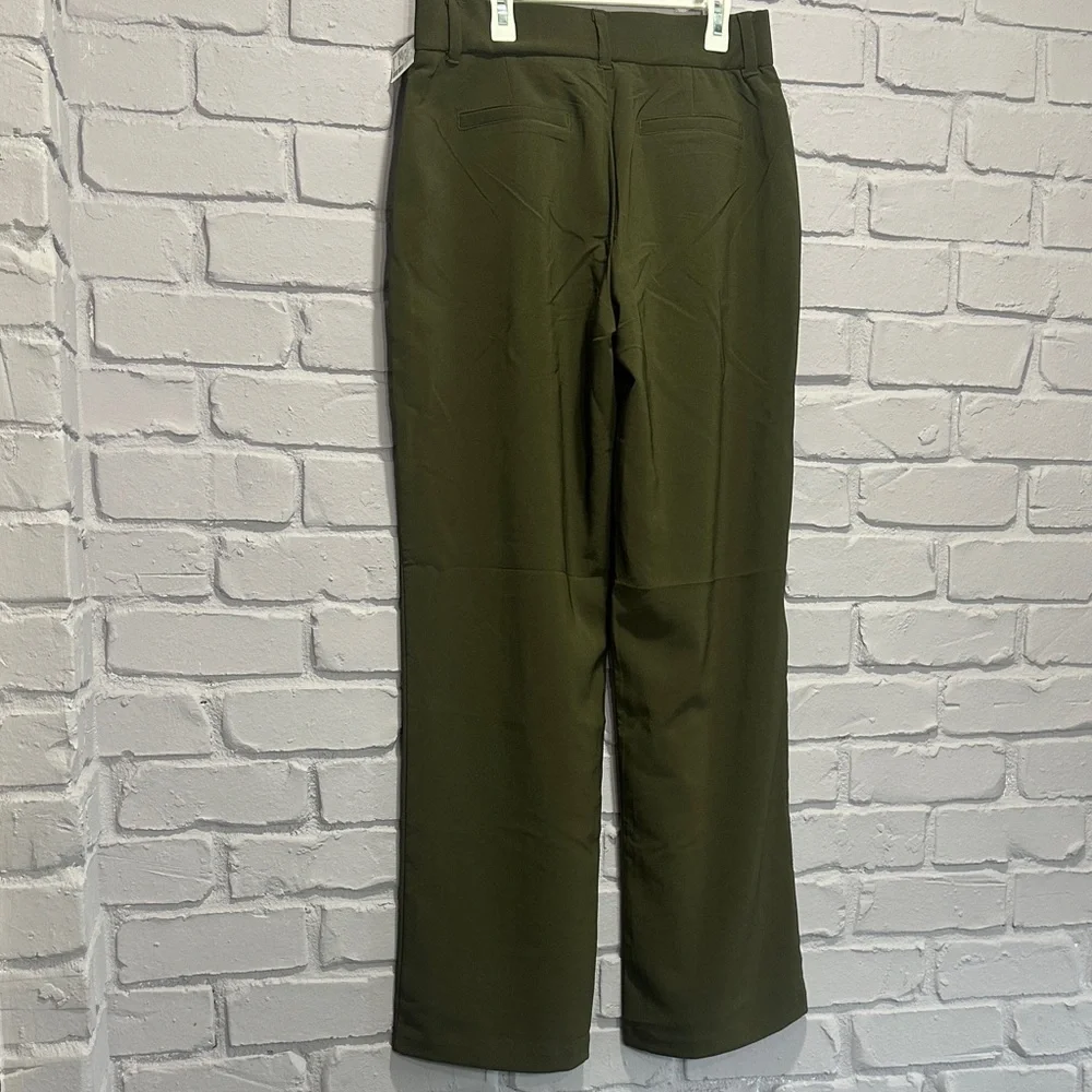 NEW Maurices Men's Dark Green Chinos size 8